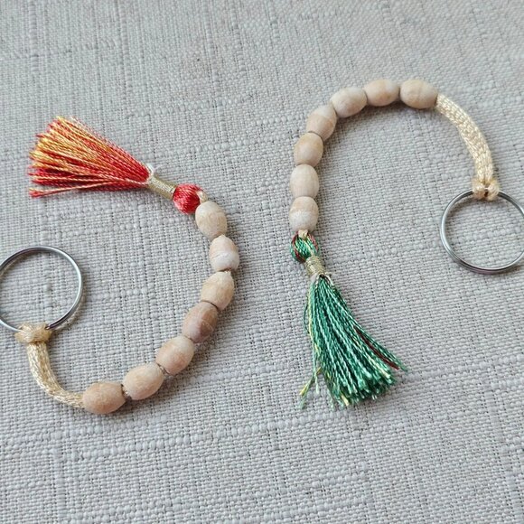 Lot of Keychains Handmade Keys Holder Real Wood Beads Key Chains X 2 - Picture 1 of 12